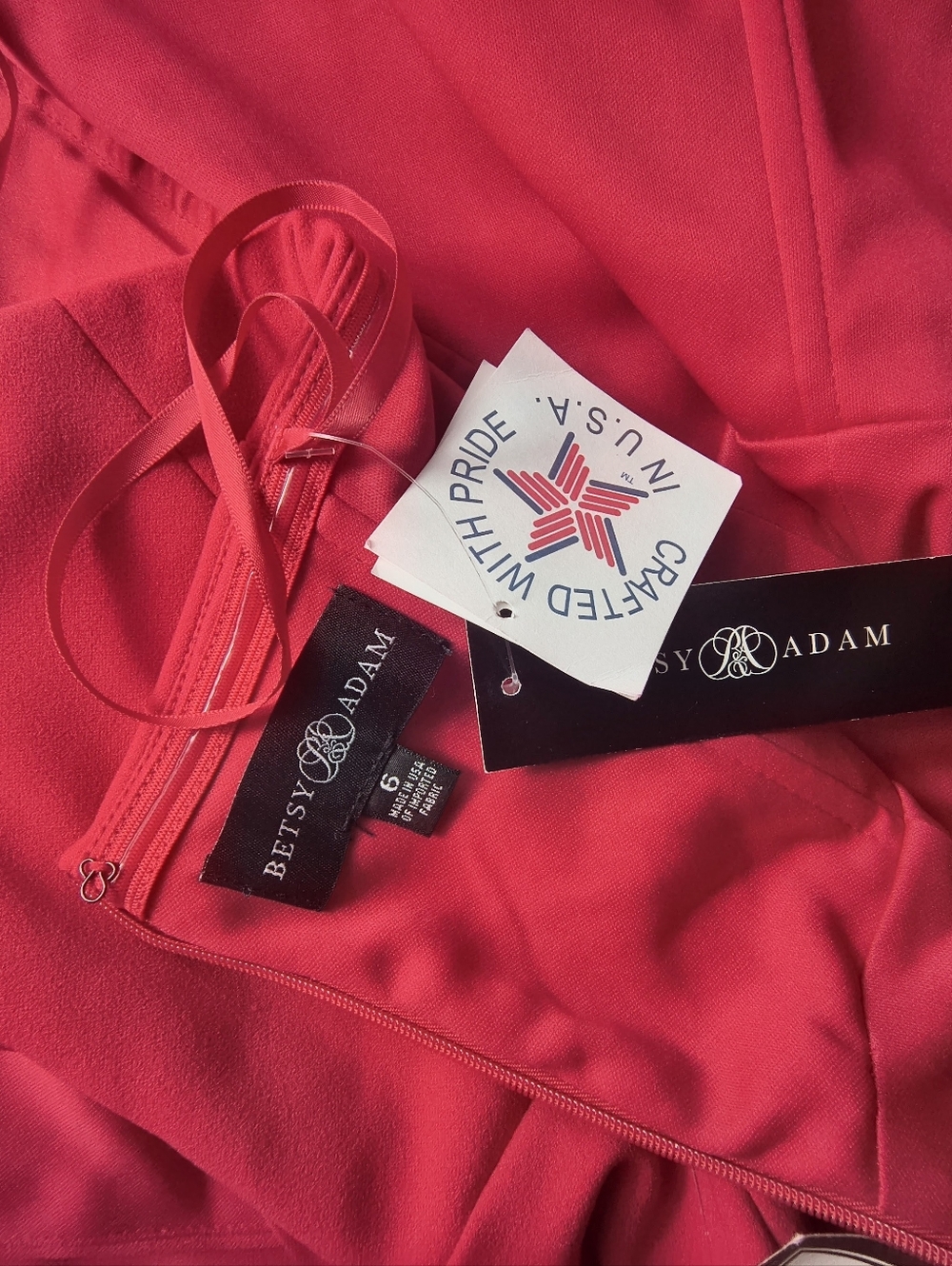 Betsy & Adam Strapless Notched Red Evening Gown with High Slit Sz 6 - Picture 8 of 10